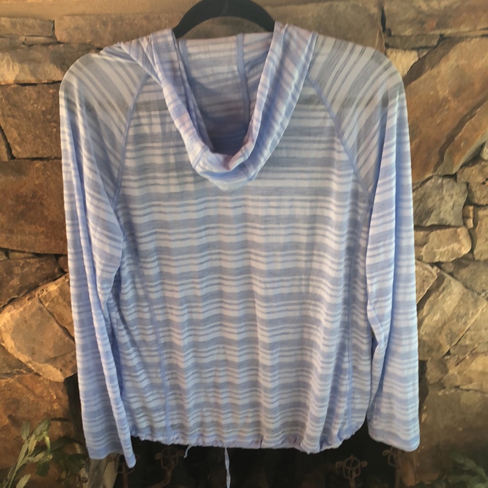 ZELOS Size Large SkyBlue Lightweight LongSleeved Hoodie; Perfect For Exercise